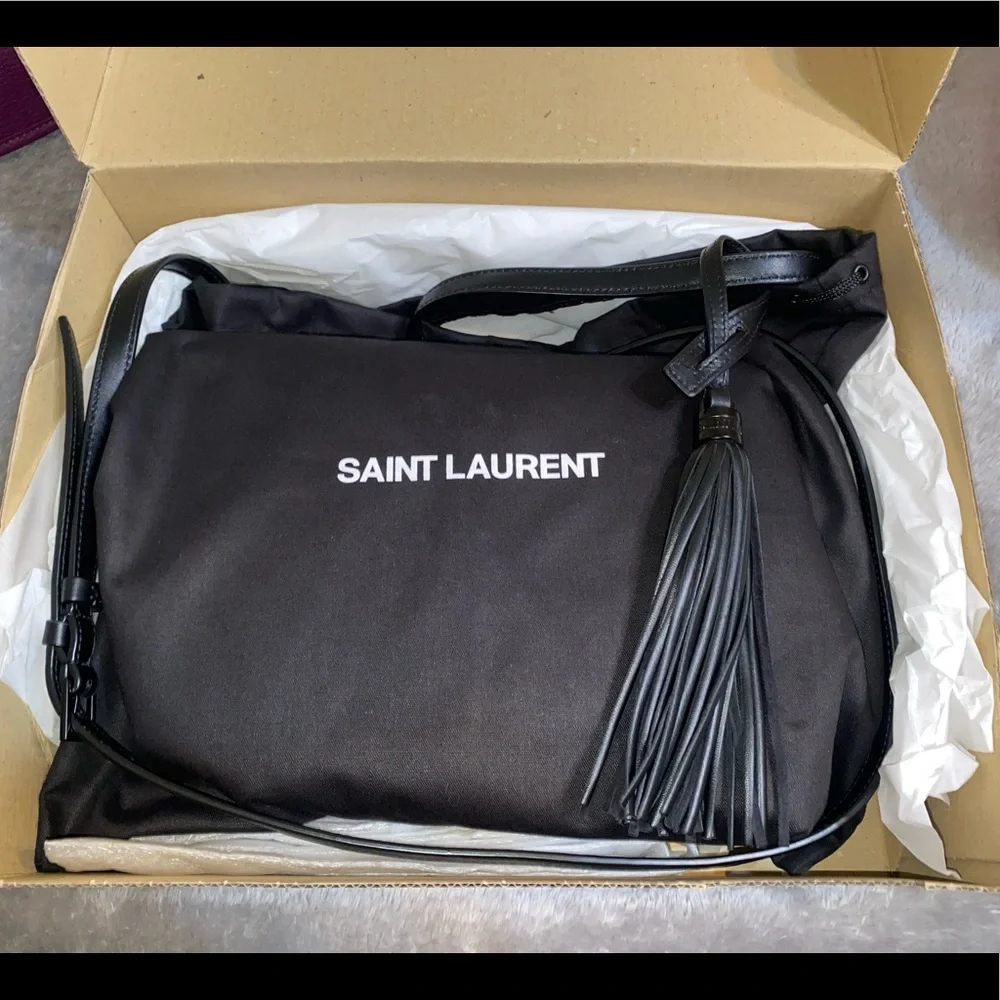 NEW SAINT LAURENT LOU CAMERA BAG - Picture 4 of 16